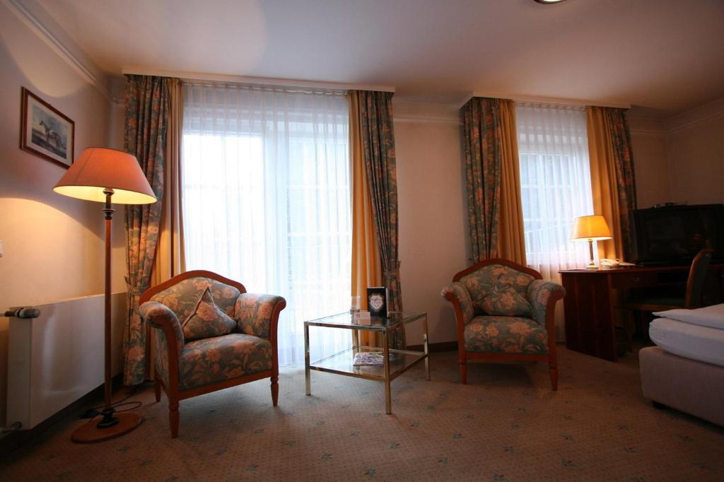 Park Hotel Am Schloss Ettringen  Dış mekan fotoğraf